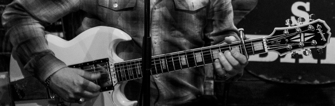"The Sofa Sessions" at the Lion's Den Cafe: Big Joe Louis