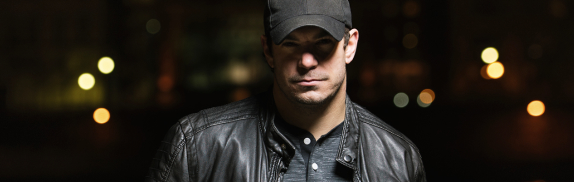 Frank Vieira Band - Upstairs on the Main Stage