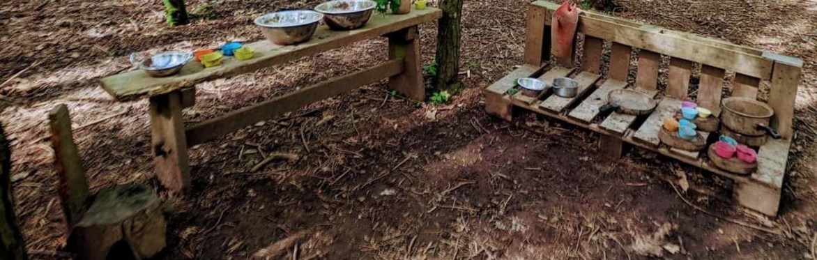 Forest School 9.30-10.30am - Age 2-4 years