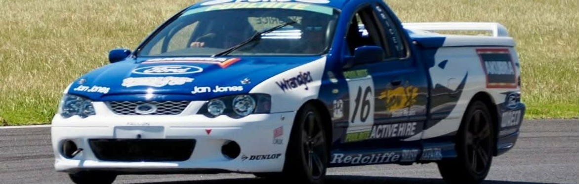 V8 Ute Passenger Rides