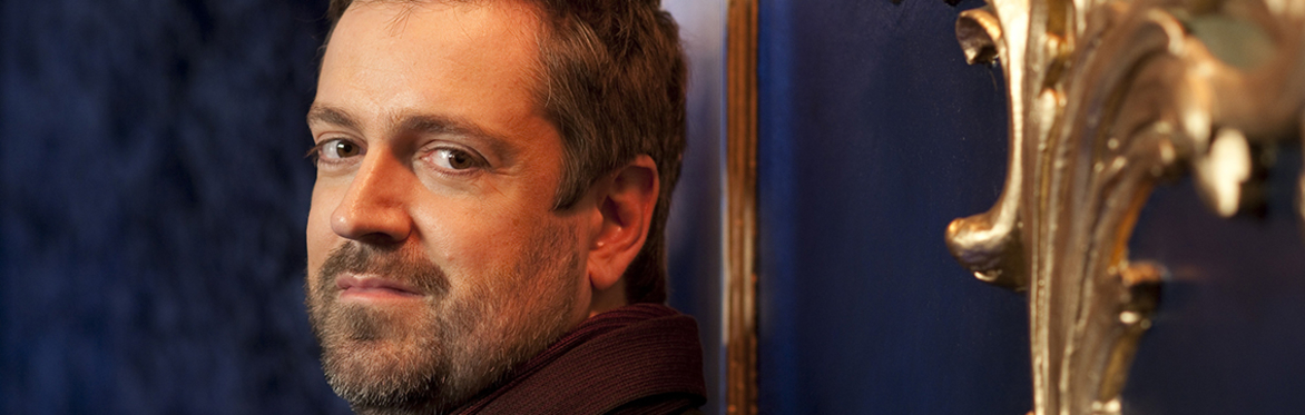 Iberia: Artur Pizarro performs a Spanish masterpiece