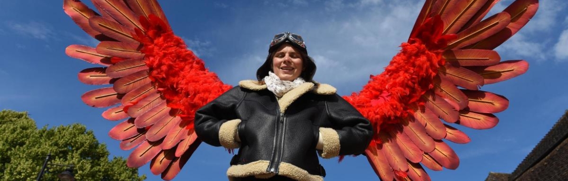 CREATIVE HUB FOR GROWN UPS Giant Wing Workshop