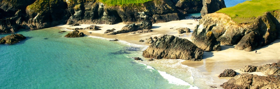 Lizard Peninsula Slow Swimming Holiday 2025