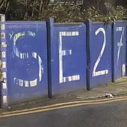 SE27 on a wall