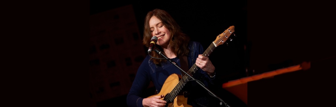 Concert: Sarah McQuaid