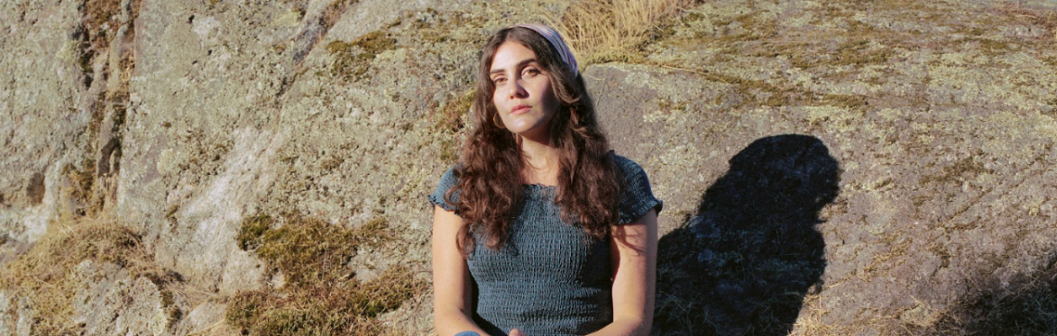 Live at The Sound Cellar: Sarah Jane Scouten