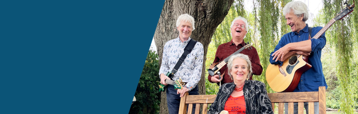 Muziek: River Folk Sideshow