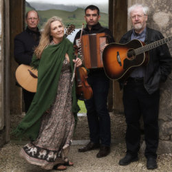 Trad Night at the Cathedral with The Toweys and Altan