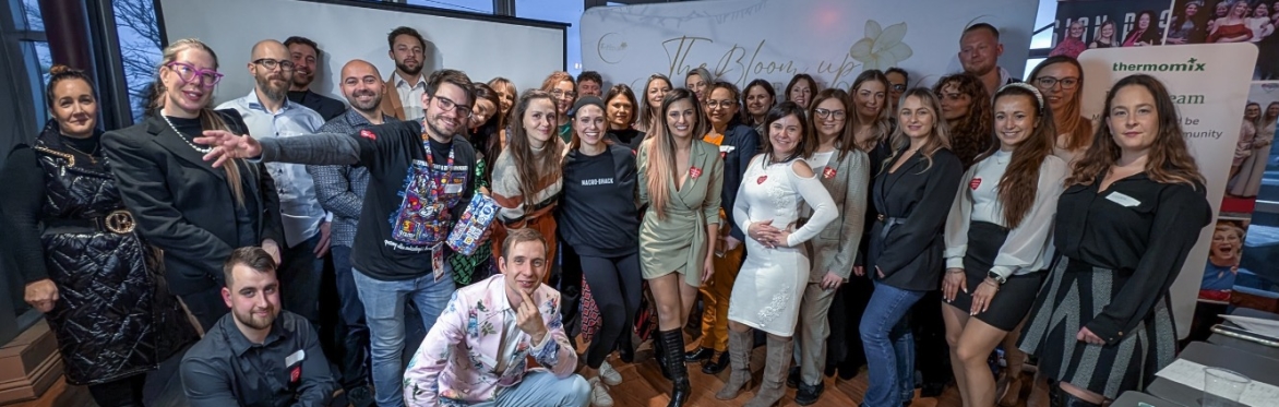 THE BLOOM UP NETWORK