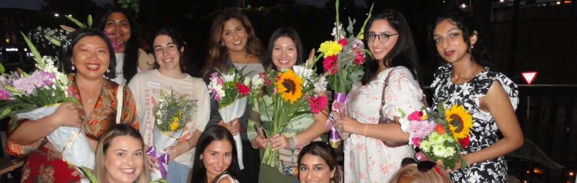 Astrology Girls Flower Arranging Social