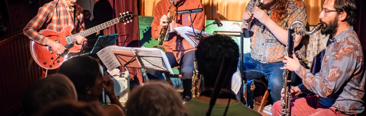 Live Music Concert: Billy Marrows + Grande Família