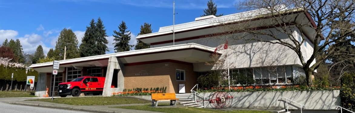 Municipal Modern Walking Tour