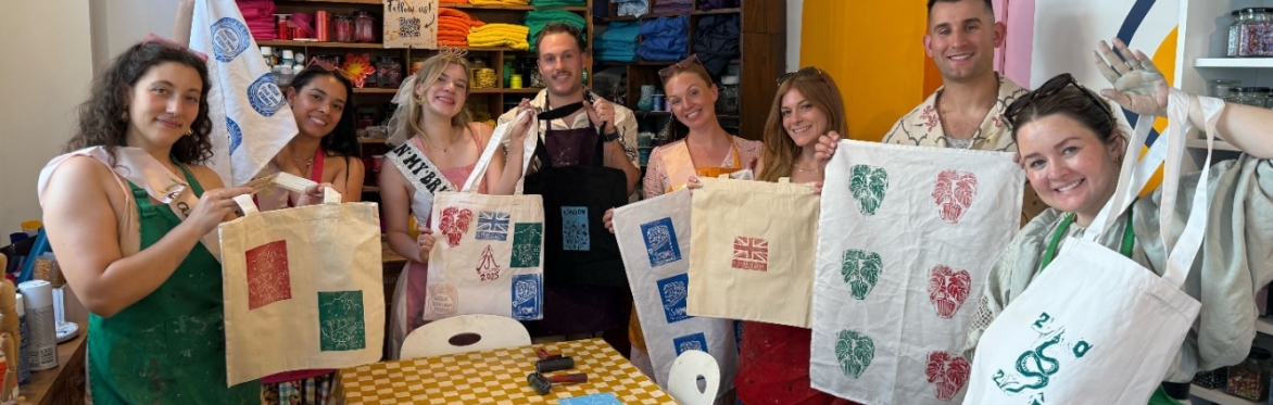 image of ink rolling in lino printing tote bag class