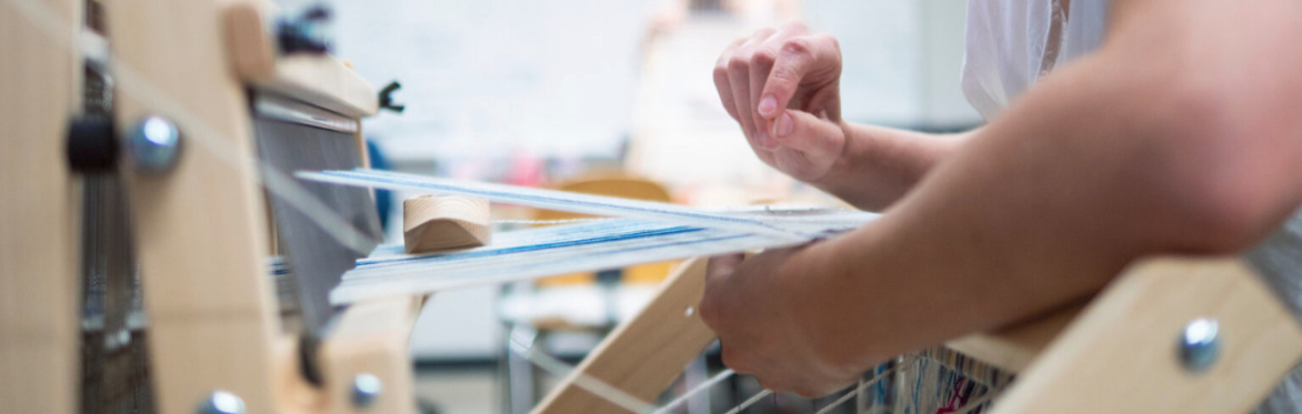 Pattern Club Workshop - Experimental weaving and drafting  with Laura Devendorf