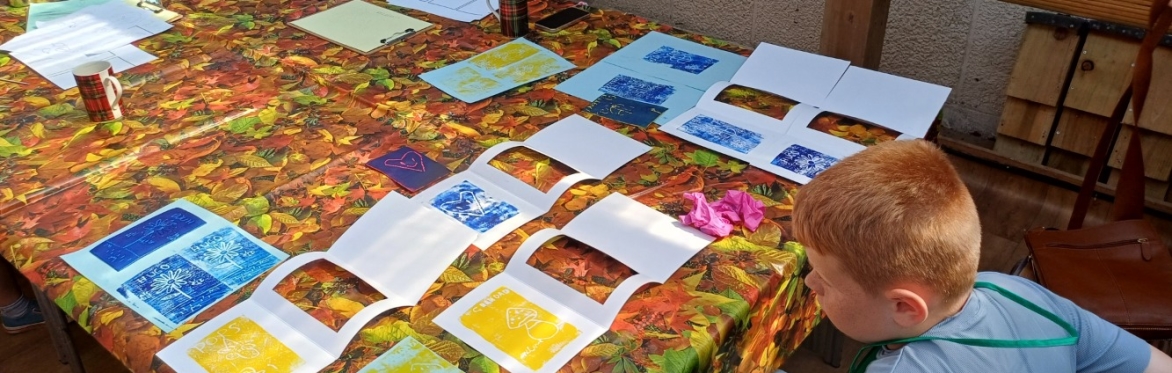 Nature Crafts Session