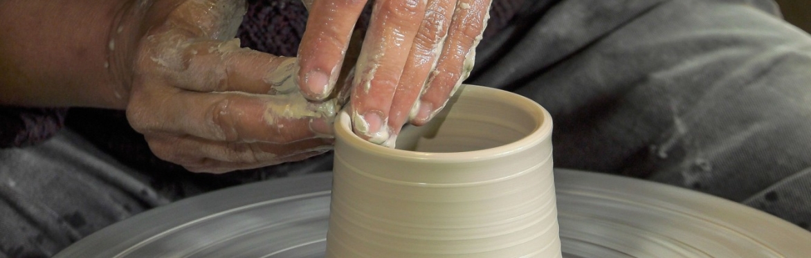 Throwing for Improvers with Joss Hibbs (5 week course - Wednesdays)