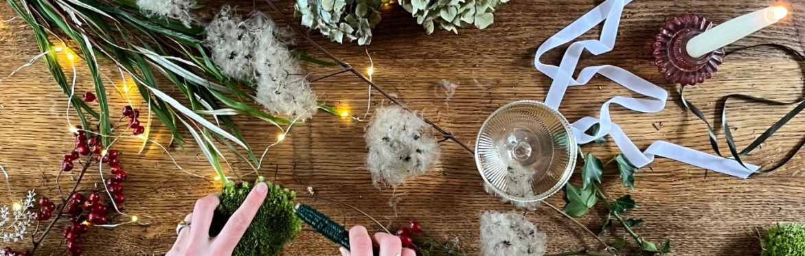 Christmas Wreath Workshop with F L A U R A