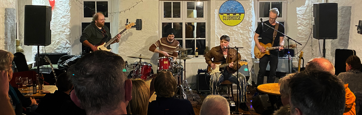 Blues Jam with the Thieving Magpies
