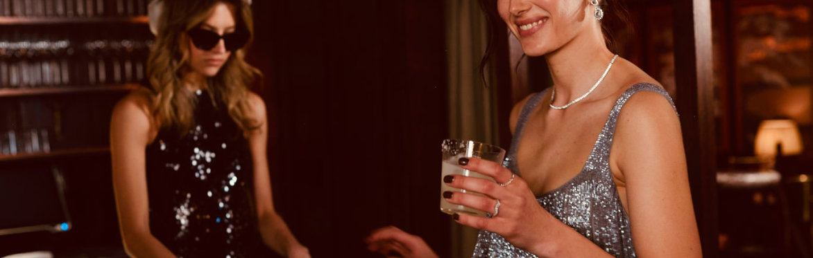 Cocktails & Conversation At The Mandarin Oriental 30+
