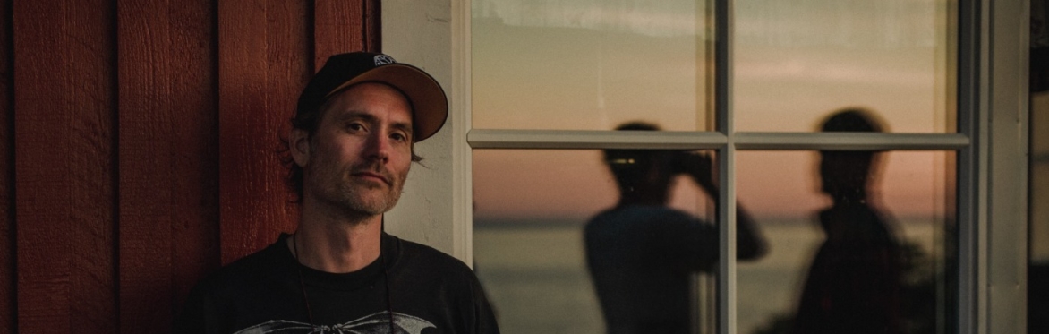 Shivering Songs 2025: Dusted + Dylan Ward