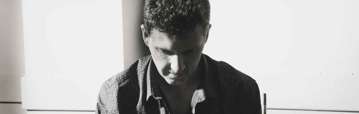 Robin Phillips Sings & Plays: Chet Baker
