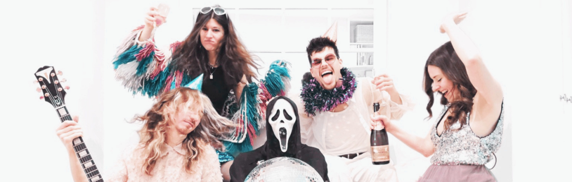 5 performers in party-style outfits celebrate on a sofa around a central figure dressed as death, wearing a black cloak and holding a disco ball. 21/06, 20:30- Jamboree, 27/06, 19:00- St John’s Hoxton