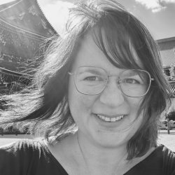 Online Workshop: 'The poetry of Kimiko Hahn & of writers she’s inspired' with Alexandra Corrin-Tachibana