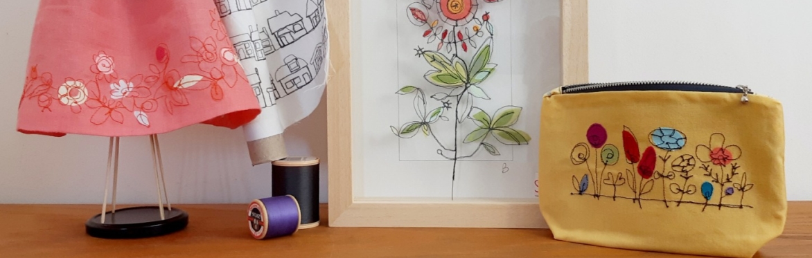 Free Machine Embroidered Christmas Gifts with Sarah B