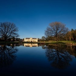 🌳 Grand Gardens & Gentle Wandering – Coach Club at Dyffryn