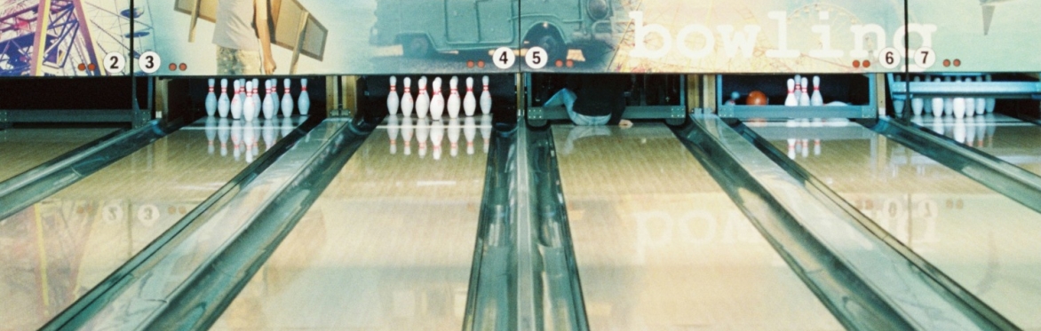TherHappy Hour - Bowling