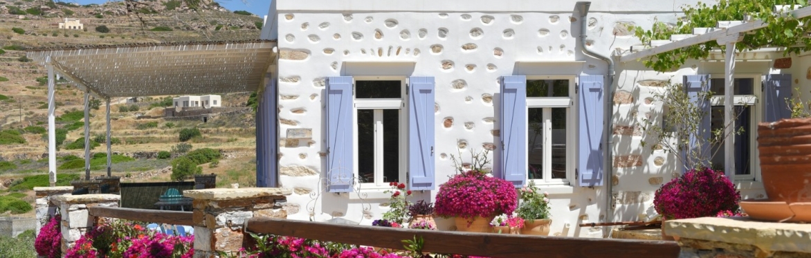 Serene Sisters retreat (Greece)