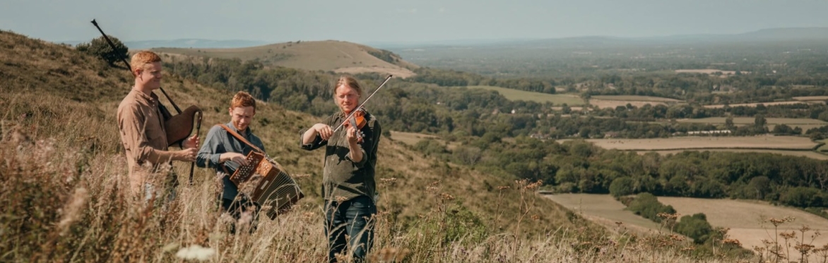Oxfolk Ceilidh with Belver and caller Martin Clarke