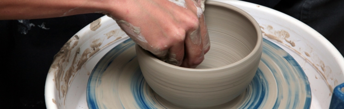 Mothers Day Wheel Throwing taster Classes