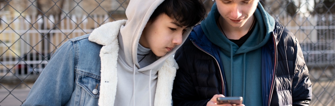 Stay Safe Partnerships Online Safety Q+A for Parents of Secondary Aged Children
