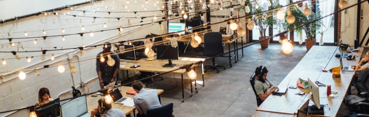 V2 Coworking Session and Happy Hour