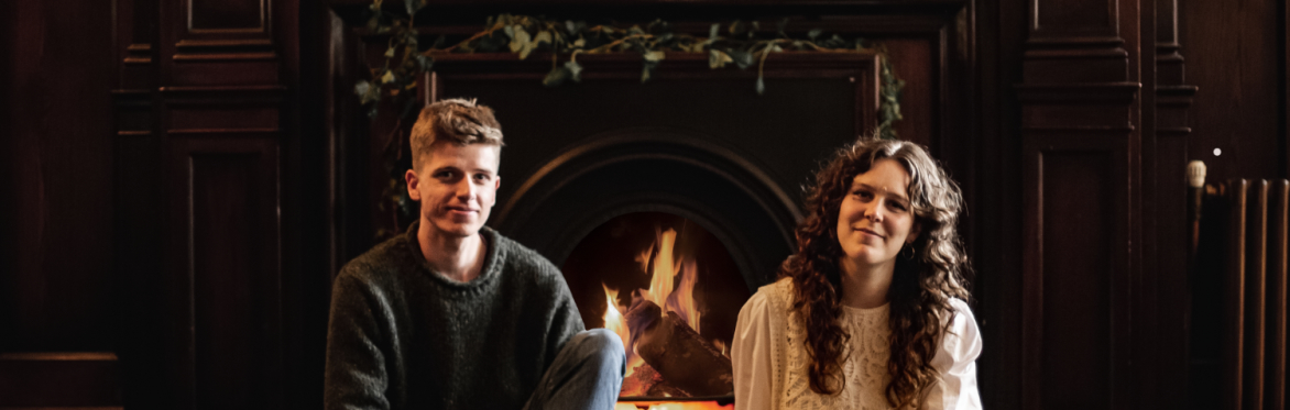 Festive Folk: Janice Burns & Jon Doran