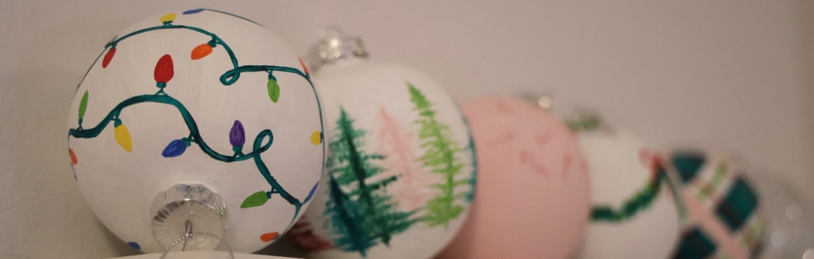 Ornament Painting at Lakeview!