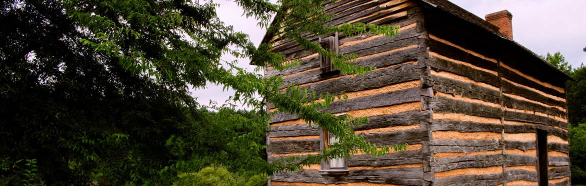 Log cabin