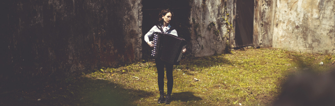 Lore Amenabar Larrañaga | Quarter-Tone Accordion: My Time is Your Time