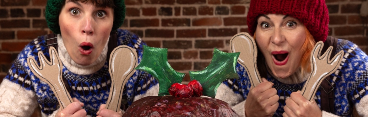 The ENORMOUS Christmas Pudding! Festive Fun