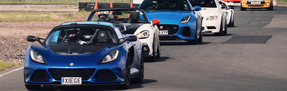 The Friendly Faces Car Club: Premium Track Day