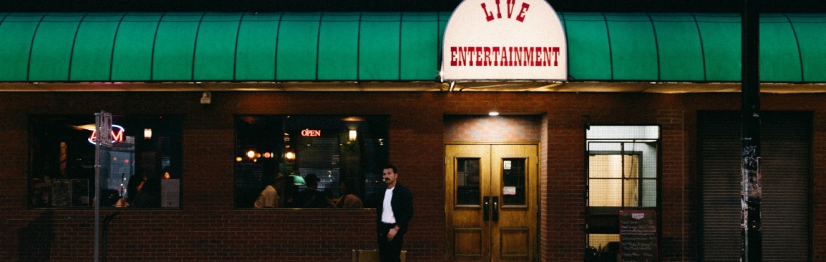 Antonio Larosa Live at The Hub on Martin