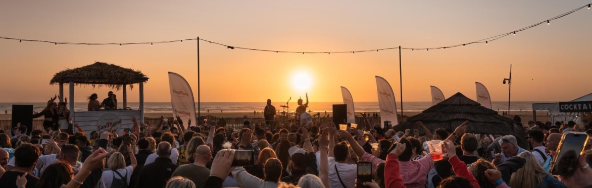 The Nest presents - Ibiza sundowner with Love DeluxX plus live sax