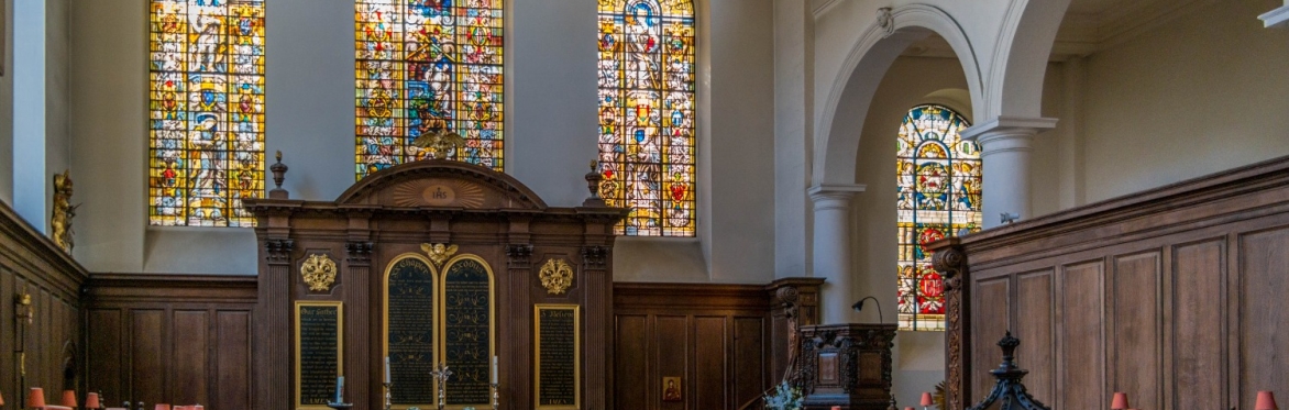 St. Vedast-alias-Foster church interior