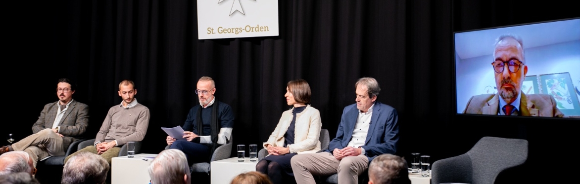 Jahresschlussveranstaltung Podiumsdiskussion || Year-end event Panel discussion