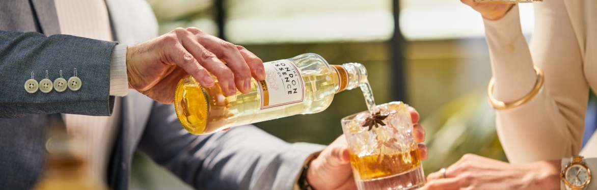 The Art of Hosting Mixology Workshop by London Essence