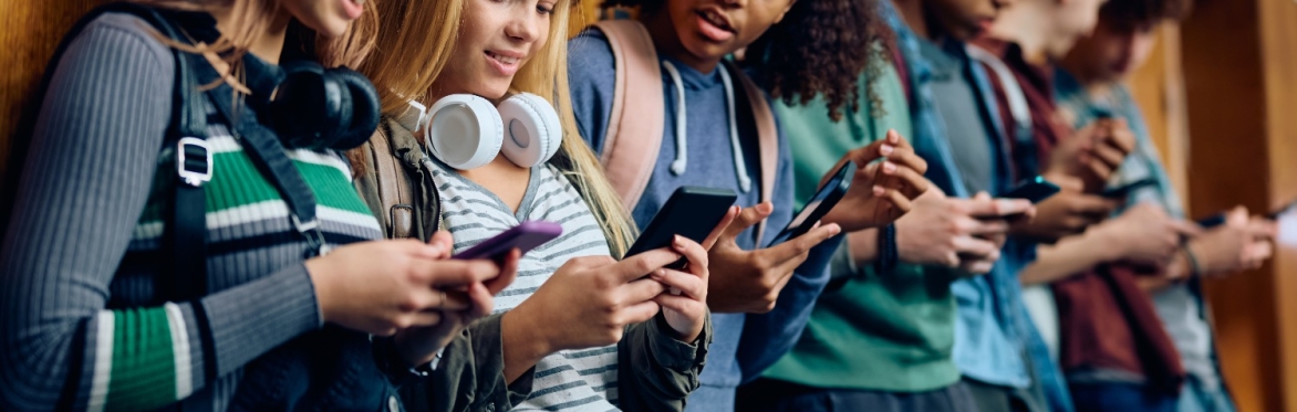 Stay Safe Partnerships Online Safety Q+A for Parents of Secondary Aged Children