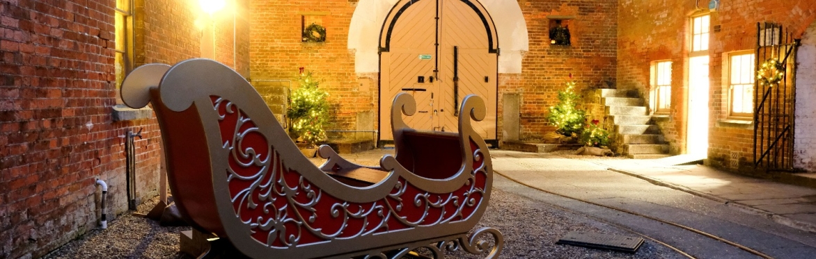 Santa sleigh in courtyard