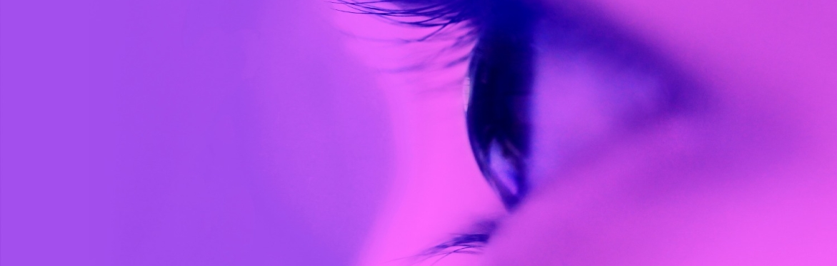 Gaze Matters - When Does a Picture Become an Idol?