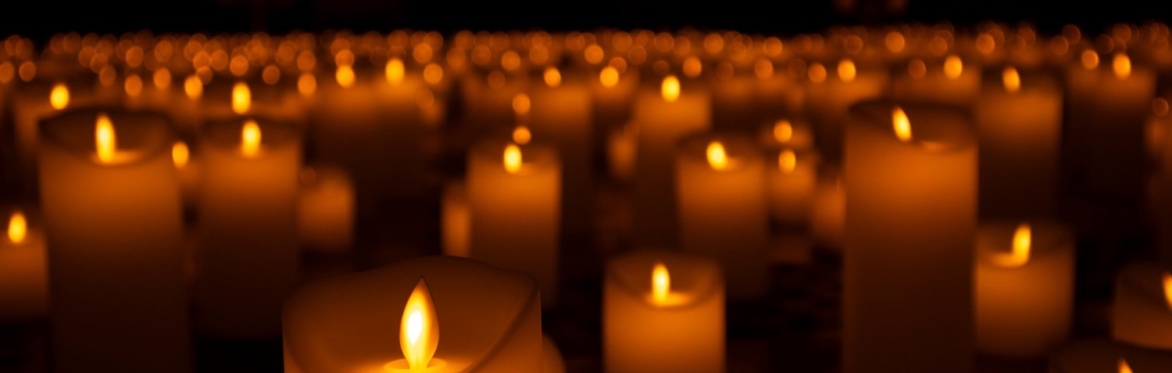 A CANDLELIGHT PARLOUR READING "THE HAUNTING OF HILL HOUSE"